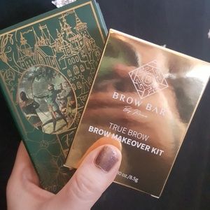 Eyeshadow Palette and Brow Kit Bundle (New!)